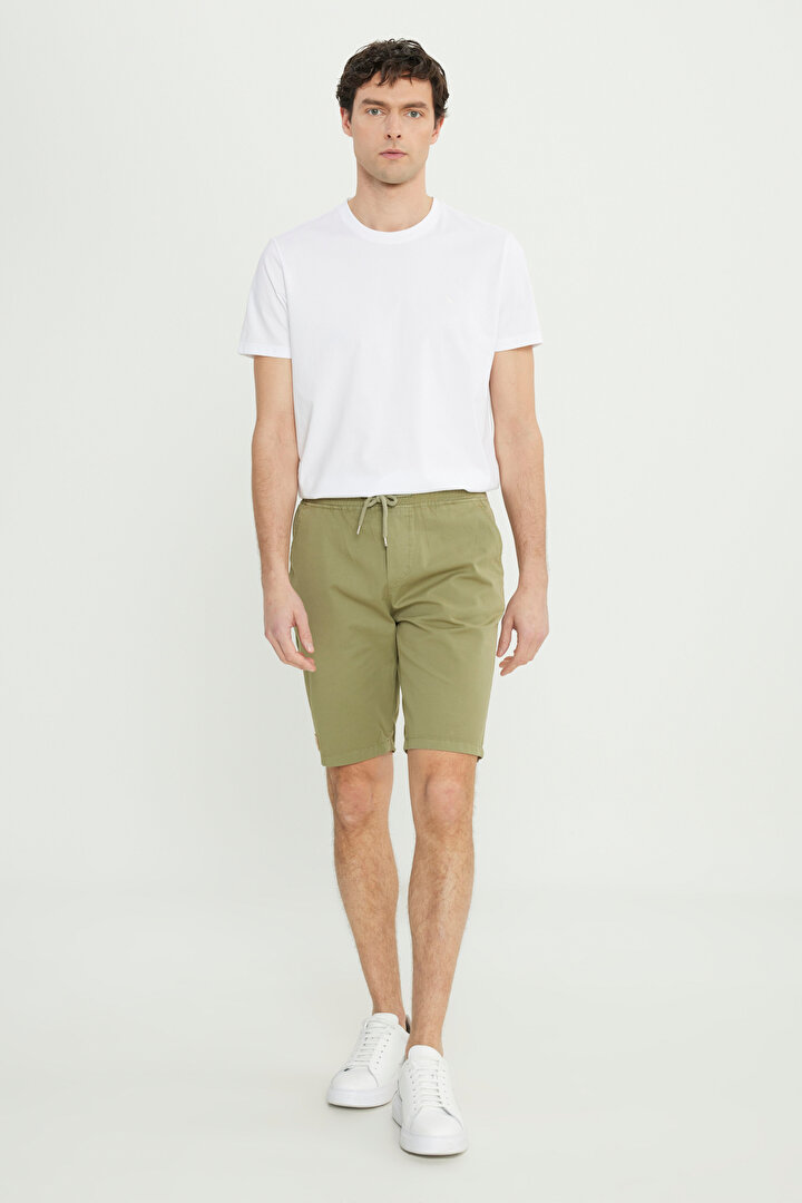 Slim Fit Dar Kesim Pamuklu Yan Cepli ERIK YESILI Şort -1