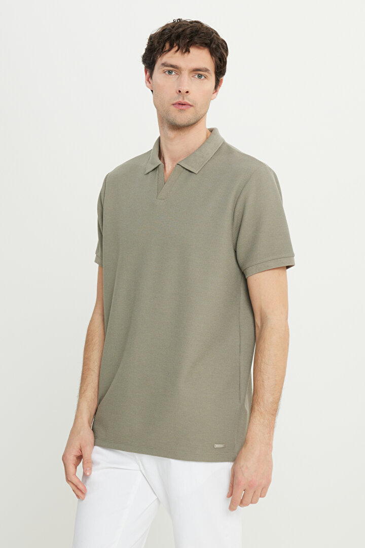 Slim Fit Dar Kesim Polo Yaka Jakarlı Esnek Haki Tişört - 1