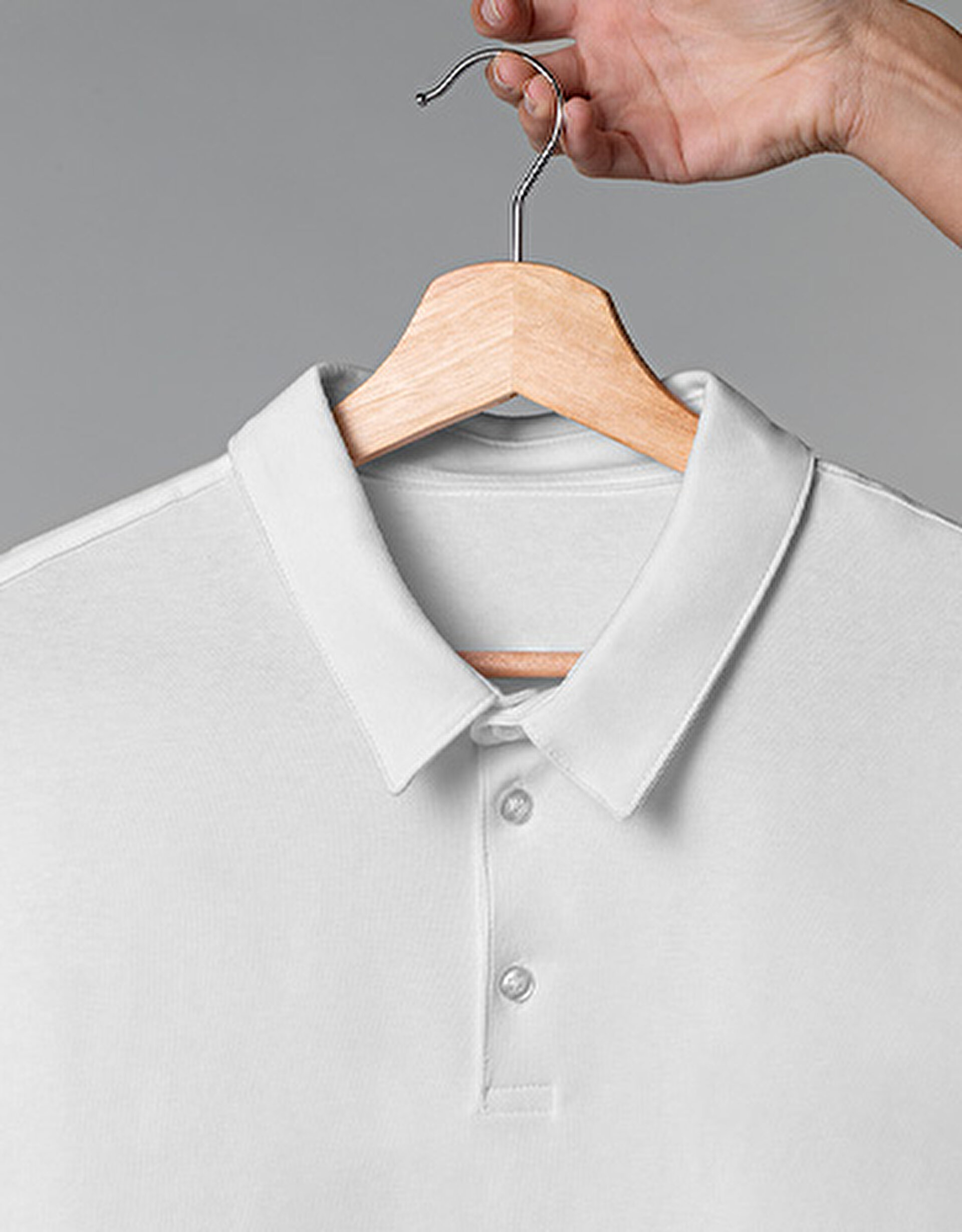 Polo yaka tişört görseli