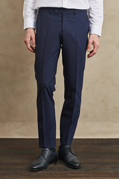 Slim Fit Dar Kesim Klasik Lacivert Pantolon resmi