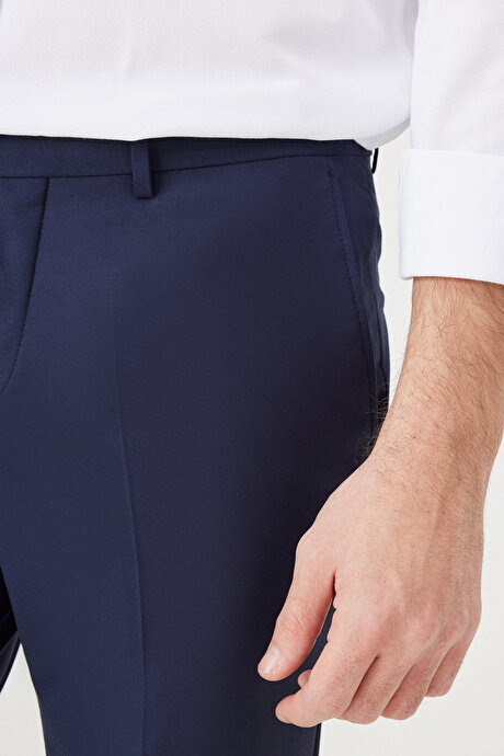 Slim Fit Dar Kesim Klasik Lacivert Pantolon resmi