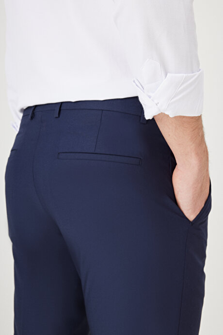 Slim Fit Dar Kesim Klasik Lacivert Pantolon resmi