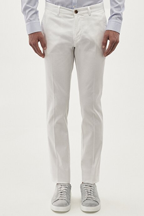 Ekstra Slim Fit Dar Kesim Yan Cepli Esnek Beyaz Pantolon resmi