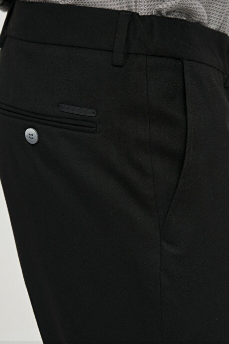 Siyah Pantolon resmi