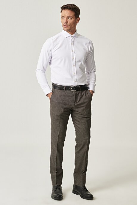 Kahverengi Pantolon resmi