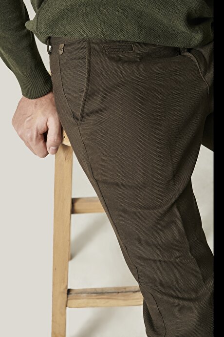 Yeşil Pantolon resmi