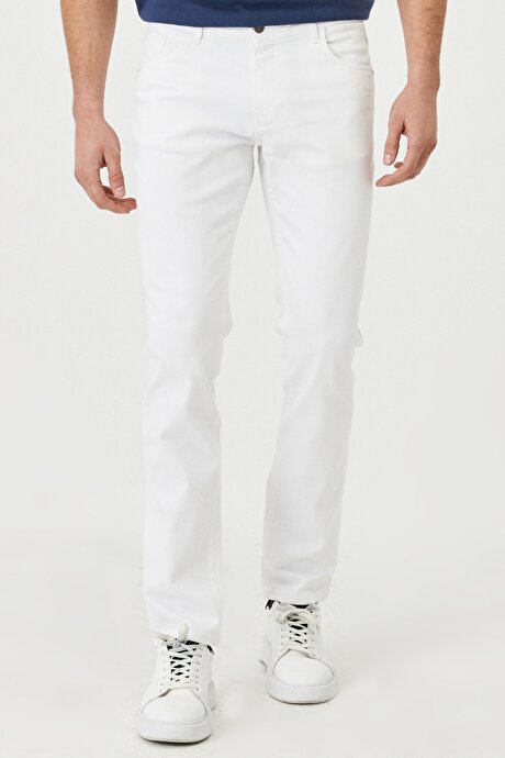 360 Derece Her Yöne Esneyen Rahat Dayanıklı Slim Fit Dar Kesim Beyaz Pantolon resmi