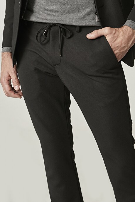 Slim Fit Dar Kesim Yan Cepli Rahat Esnek Beli Bağlamalı Siyah Pantolon resmi