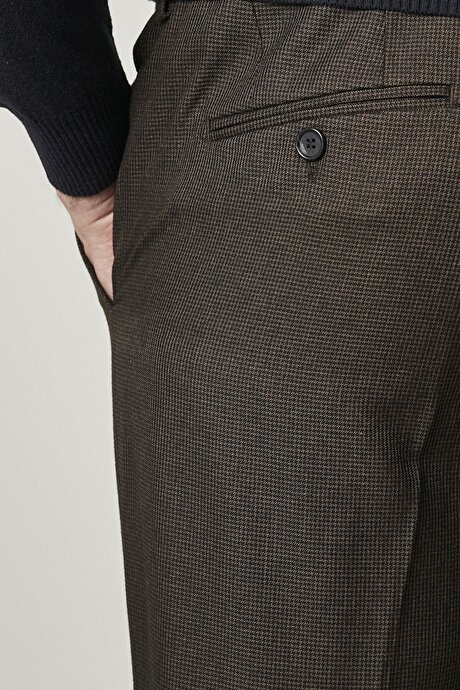 Slim Fit Dar Kesim Beli Lasitkli Kazayağı Desenli Siyah-Kahverengi Pantolon resmi
