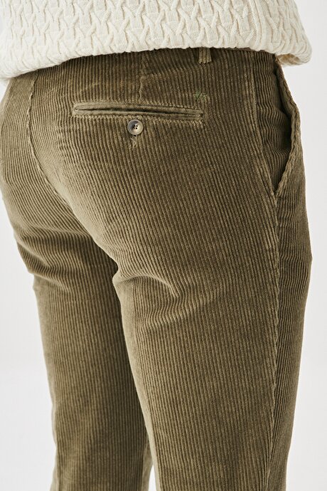 Slim Fit Dar Kesim Esnek Kadife Haki Pantolon resmi