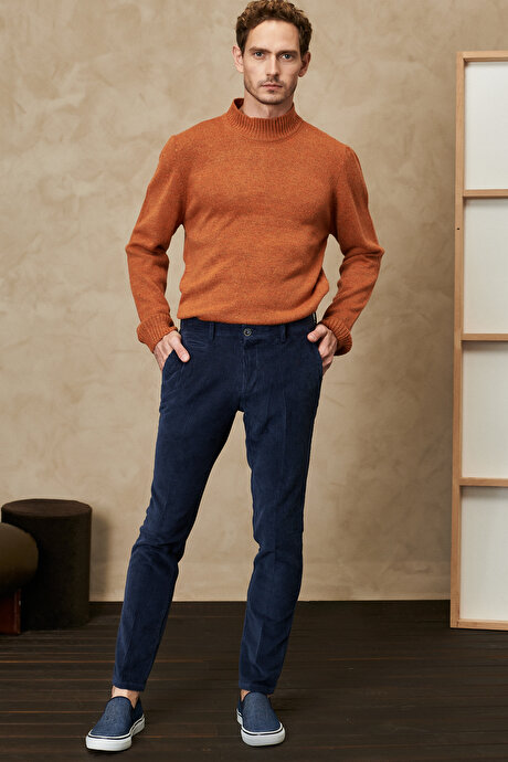 Slim Fit Dar Kesim Esnek Kadife Lacivert Pantolon resmi