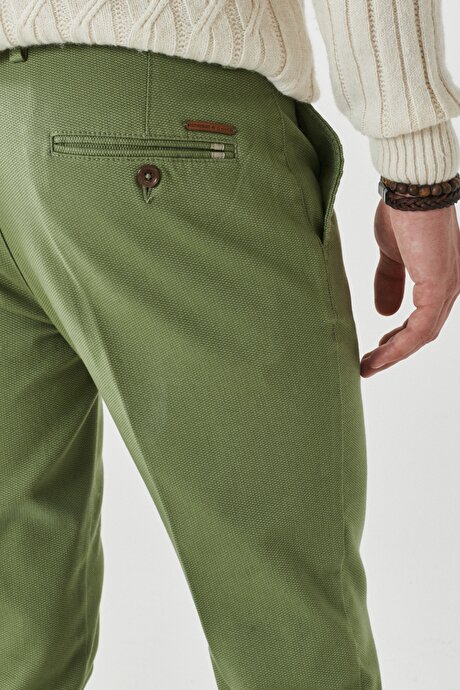 Slim Fit Dar Kesim Armürlü Yan Cep Casual Yeşil Pantolon resmi