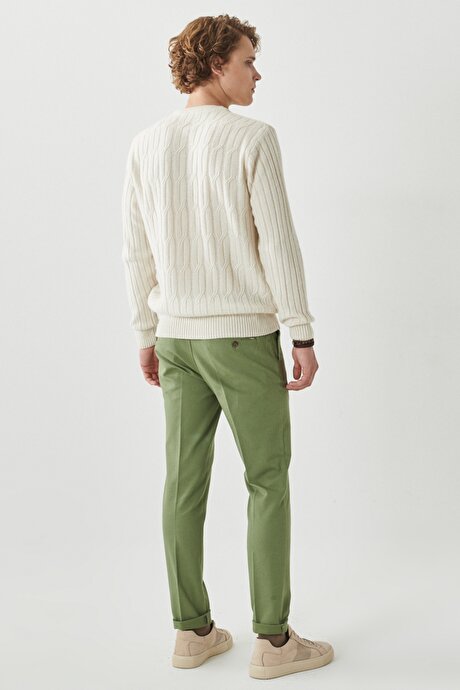 Slim Fit Dar Kesim Armürlü Yan Cep Casual Yeşil Pantolon resmi