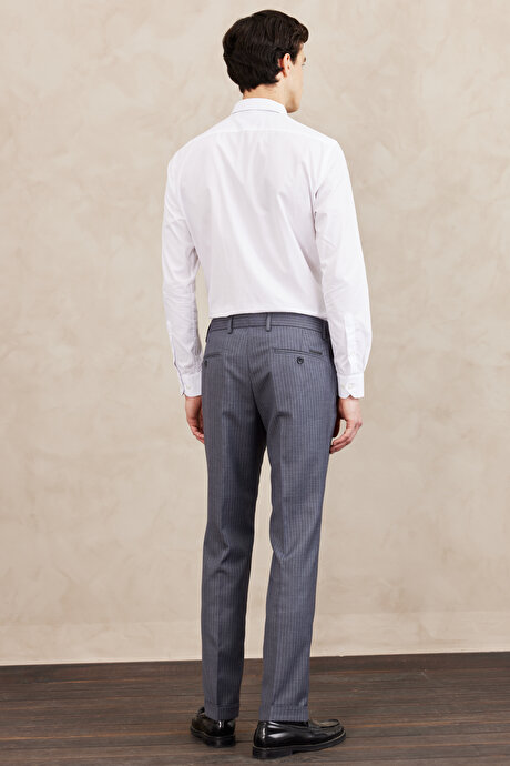 Slim Fit Dar Kesim Çizgili Beli Lastikli Gri Pantolon resmi