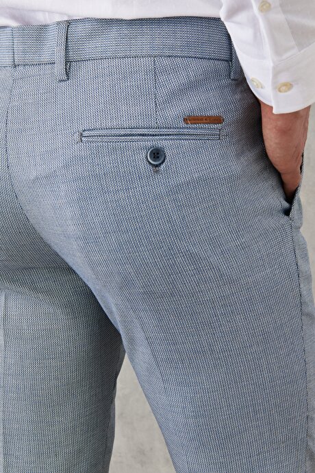 Slim Fit Dar Kesim Armürlü Beli Lastikli Mavi-Beyaz Pantolon resmi