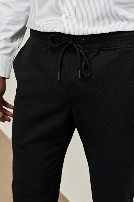 Slim Fit Dar Kesim Beli Bağlamalı Esnek Siyah Pantolon resmi