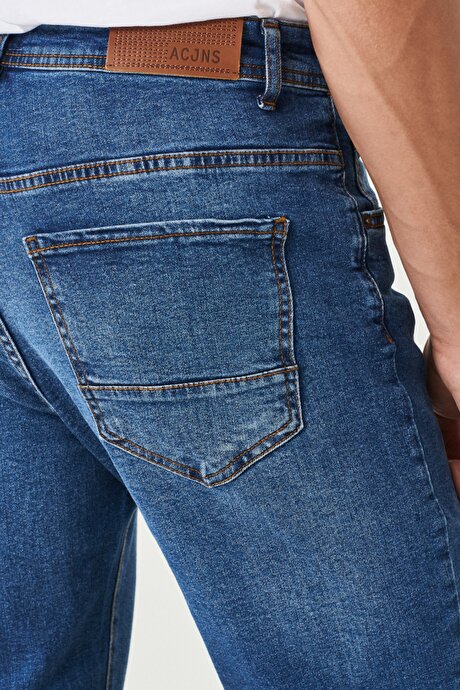 Comfort Fit Geniş Kesim Essential Kalıp Jean Kot Mavi Denim Pantolon resmi