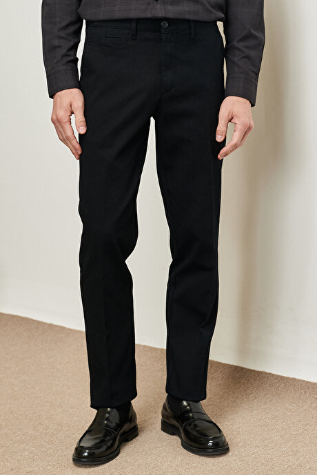 Comfort Fit Geniş Kesim Esnek Armürlü Siyah Pantolon resmi