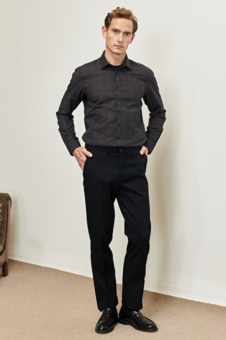 Comfort Fit Rahat Kesim Esnek Armürlü Siyah Pantolon resmi