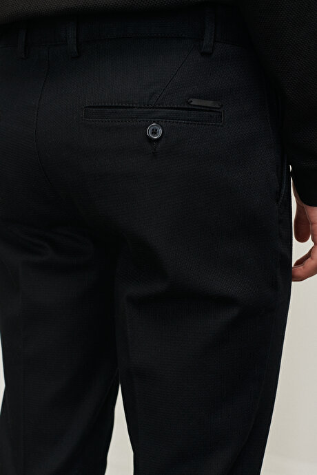 Slim Fit Dar Kesim Armürlü Esnek Siyah Pantolon resmi