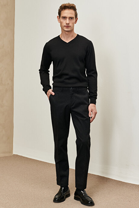 Comfort Fit Rahat Kesim Diyagonal Desenli Esnek Siyah Pantolon resmi