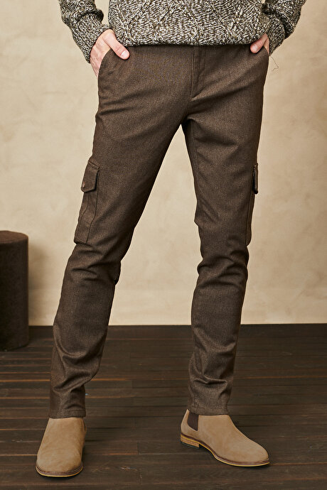 Slim Fit Dar Kesim Diyagonal Desenli Kargo Cepli Esnek Kahverengi Pantolon resmi