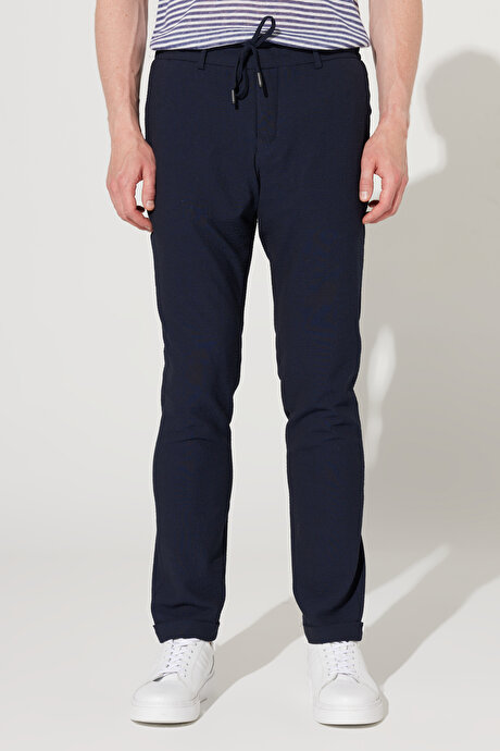 Slim Fit Dar Kesim Gofre Desenli Esnek Beli Bağlamalı Lacivert Pantolon resmi
