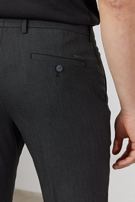 Comfort Fit Rahat Kesim Yan Cepli Desenli Siyah Pantolon resmi