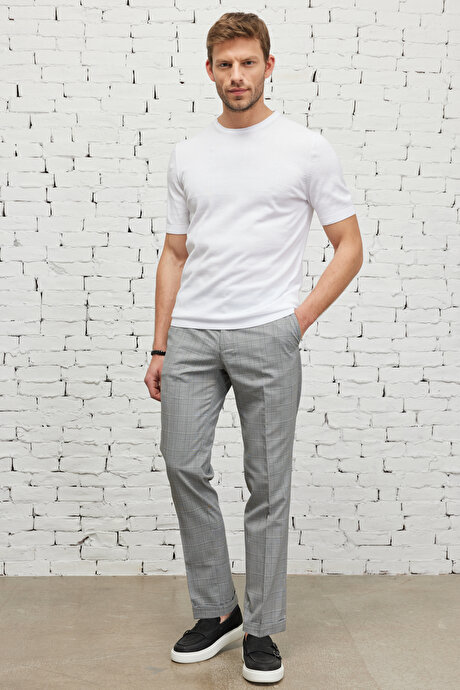 Recycle Slim Fit Dar Kesim Yan Cepli Ekose Desenli Beli Lastikli Siyah-Beyaz Pantolon resmi