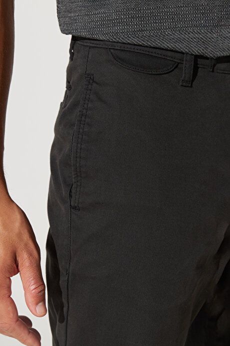Comfort Fit Rahat Kesim Pamuklu Diyagonal Desenli Esnek Siyah Pantolon resmi