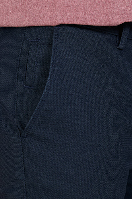 Slim Fit Dar Kesim Pamuklu Esnek Rahat Armürlü Lacivert Pantolon resmi