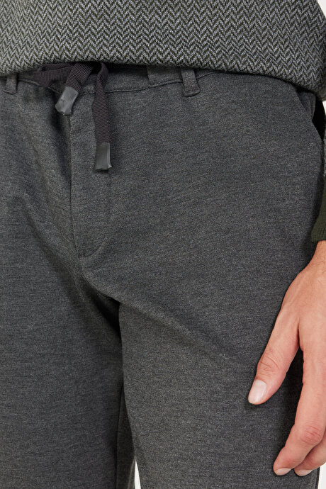 Slim Fit Dar Kesim Yan Cepli Beli Lastikli Bağlamalı Gri Pantolon resmi