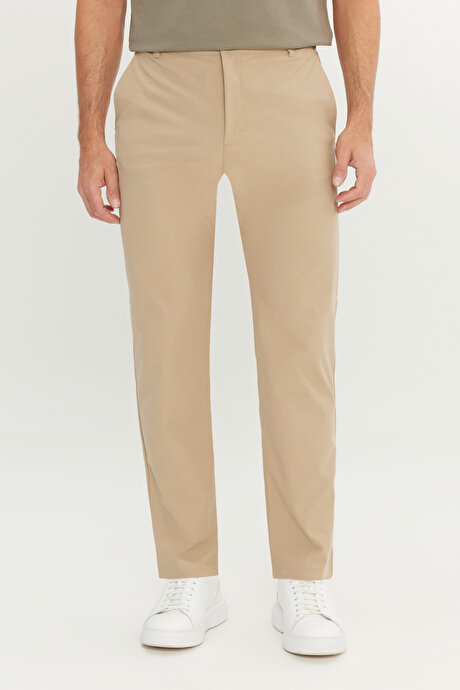 360 Her Yöne Esneyen Slim Fit Dar Kesim Yan Cep Bej Pantolon resmi