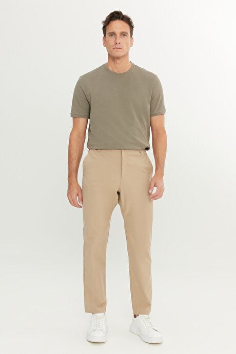 360 Her Yöne Esneyen Slim Fit Dar Kesim Yan Cep Bej Pantolon resmi