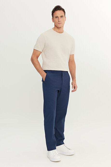 360 Her Yöne Esneyen Slim Fit Dar Kesim Yan Cep Lacivert Pantolon resmi