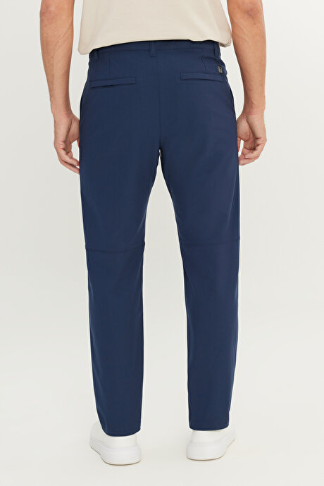 360 Her Yöne Esneyen Slim Fit Dar Kesim Yan Cep Lacivert Pantolon resmi