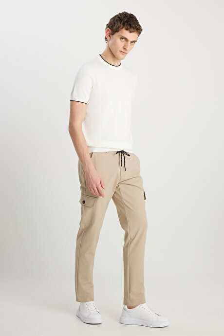Slim Fit Dar Kesim Beli Bağlamalı Kargo Cepli Jogger Bej Pantolon resmi