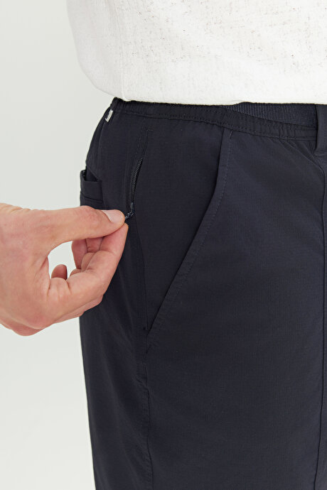 360 Her Yöne Esneyen Slim Fit Dar Kesim Yan Cepli Esnek Lacivert Şort resmi