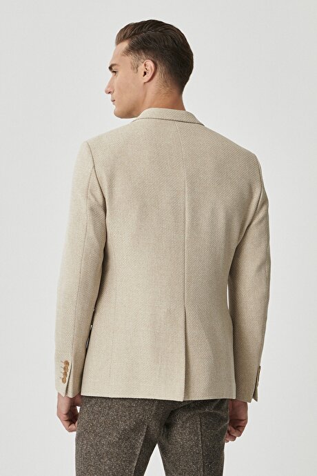 Slim Fit Dar Kesim Kırlangıç Yaka Klasik Bej Ceket resmi