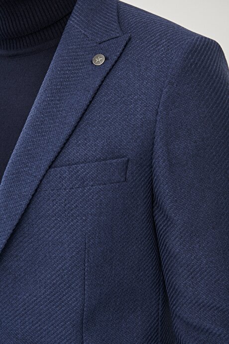 Slim Fit Dar Kesim Kırlangıç Yaka Klasik Lacivert Ceket resmi