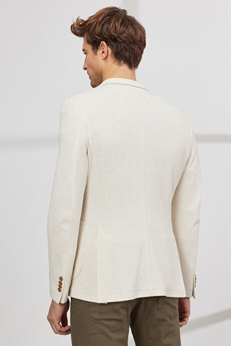 Slim Fit Dar Kesim Mono Yaka Pamuklu Desenli Beyaz Ceket resmi
