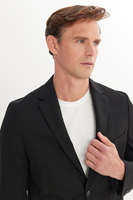 Yünlü Slim Fit Mono Yaka Kapak Cepli Siyah Ceket resmi