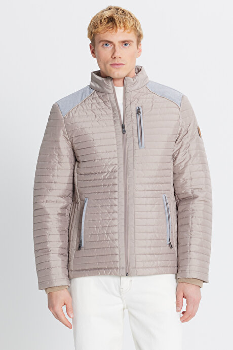 Standart Fit Normal Kesim Dik Yaka Desenli Bej Mont resmi