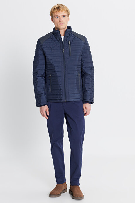 Standart Fit Normal Kesim Dik Yaka Desenli Lacivert Mont resmi