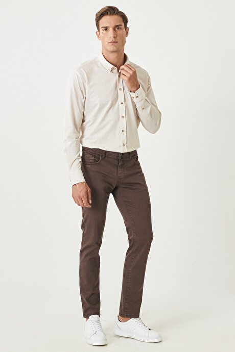 360 Derece Her Yöne Esneyen Rahat Slim Fit Kahverengi Pantolon resmi