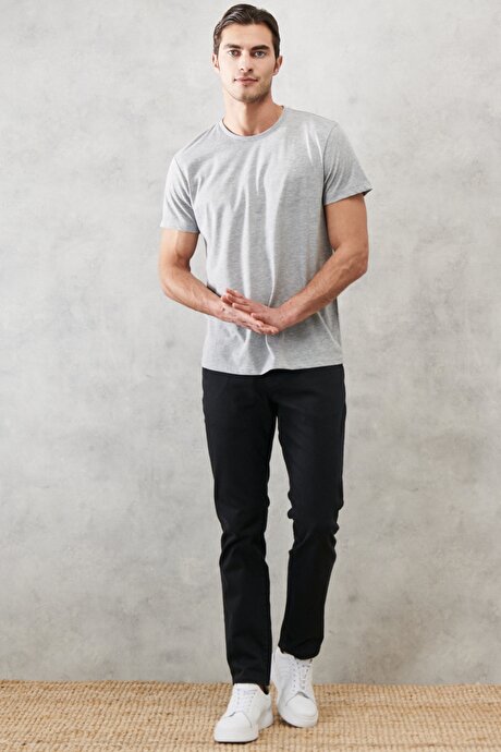 360 Derece Her Yöne Esneyen Rahat Slim Fit Siyah Pantolon resmi