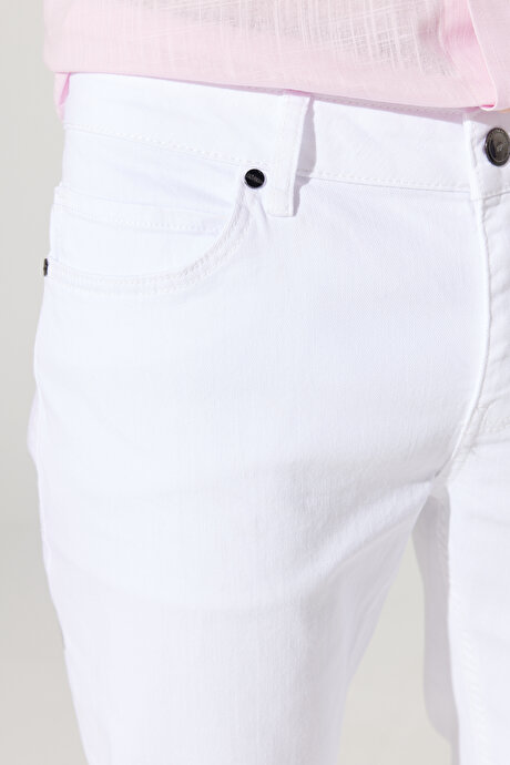 360 Derece Her Yöne Esneyen Slim Fit Dar Kesim Diyagonal Desenli Beyaz Pantolon resmi