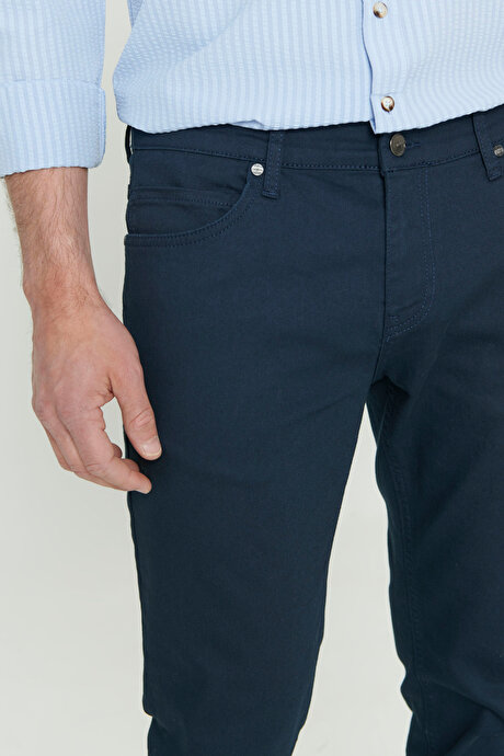 360 Derece Her Yöne Esneyen Slim Fit Dar Kesim Diyagonal Desenli Lacivert Pantolon resmi