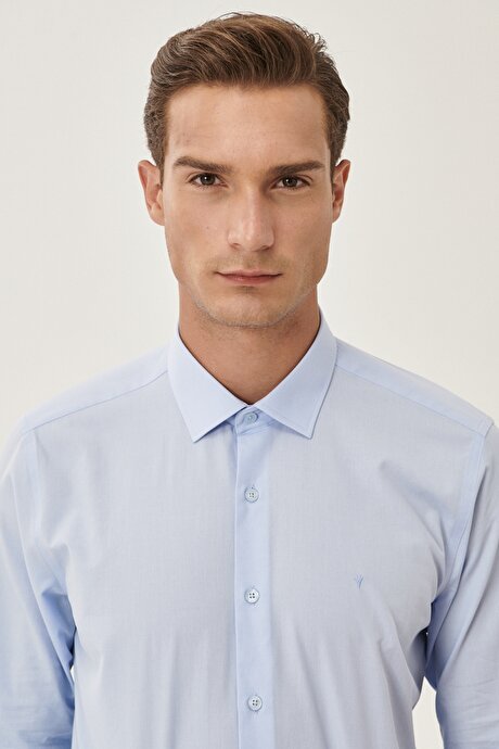 Tailored Slim Fit Dar Kesim Klasik Yaka Açık Mavi Gömlek resmi