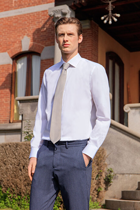 Ütü Gerektirmeyen Non-Iron Taılored Slim Fit Dar Kesim %100 Pamuk Beyaz Gömlek resmi